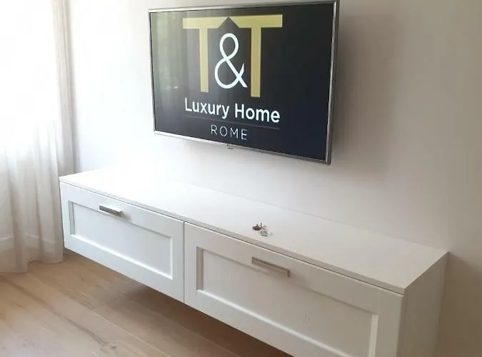 T&t Luxury Int 4 * Rom
